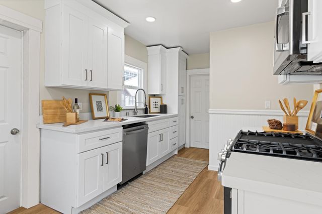 551 53Rd St, Oakland, CA 94609