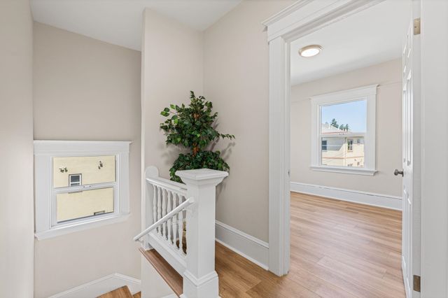 551 53Rd St, Oakland, CA 94609