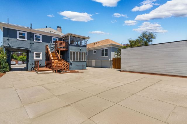 551 53Rd St, Oakland, CA 94609