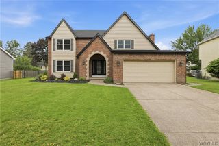 11 Bywater Court, Amherst, NY 14221