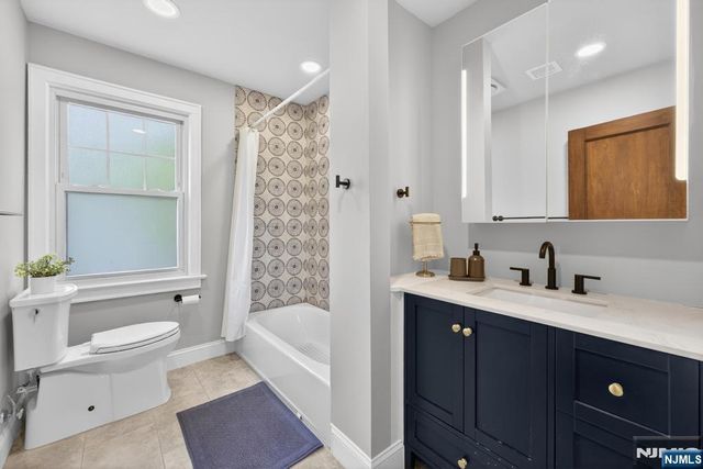 653 Ridgewood Avenue, Montclair, NJ 07043