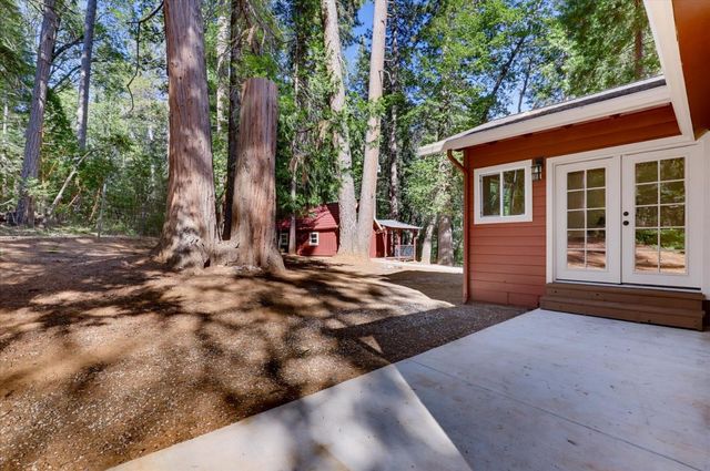 13860 Winding Way, Nevada City, CA 95959
