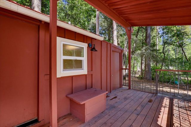 13860 Winding Way, Nevada City, CA 95959