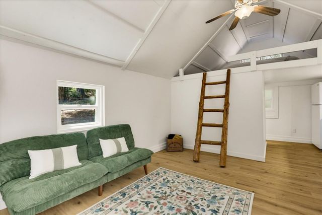 13860 Winding Way, Nevada City, CA 95959