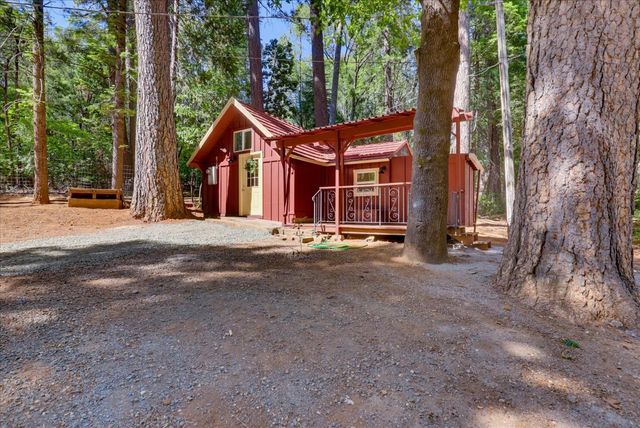 13860 Winding Way, Nevada City, CA 95959