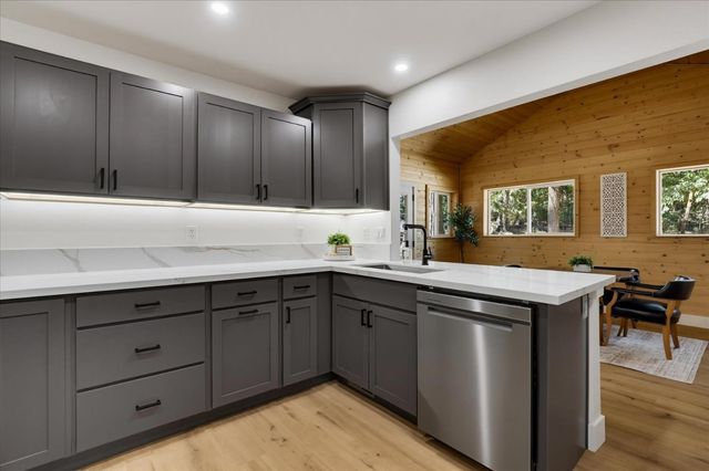 13860 Winding Way, Nevada City, CA 95959