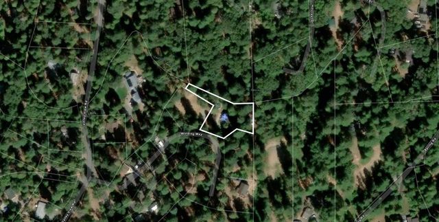 13860 Winding Way, Nevada City, CA 95959