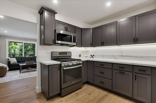 13860 Winding Way, Nevada City, CA 95959