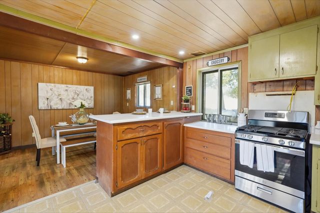 13351 Newtown Rd, Nevada City, CA 95959