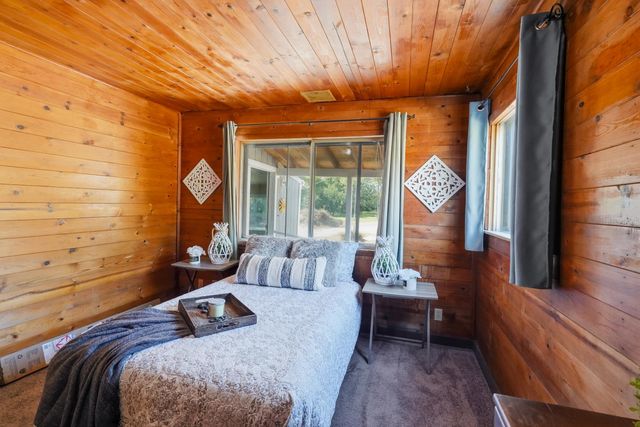 13351 Newtown Rd, Nevada City, CA 95959