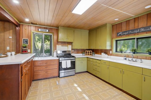 13351 Newtown Rd, Nevada City, CA 95959