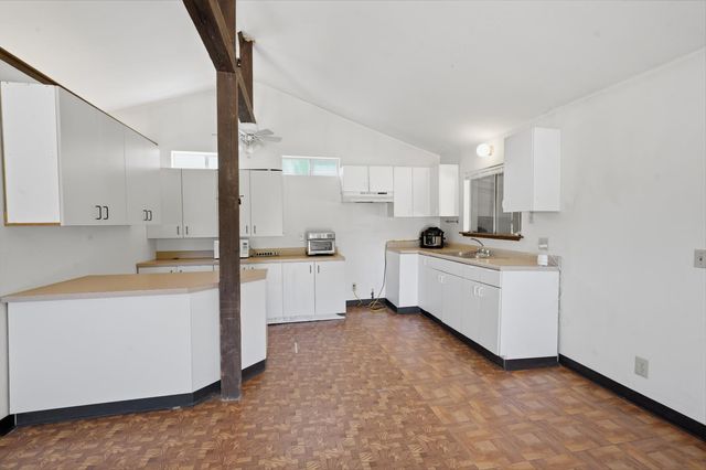 13351 Newtown Rd, Nevada City, CA 95959