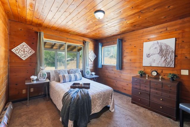 13351 Newtown Rd, Nevada City, CA 95959