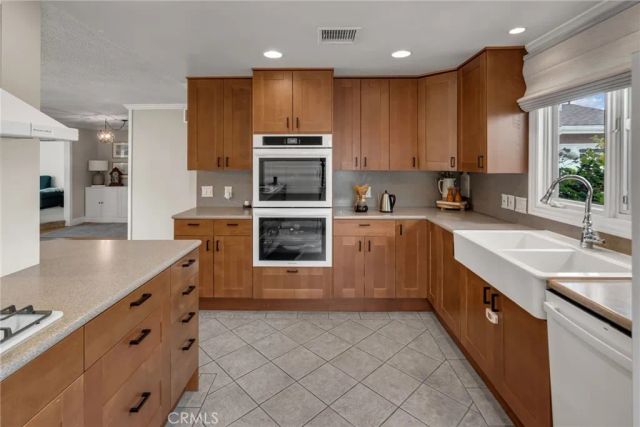 10490 Carlotta Avenue, Buena Park, CA 90620