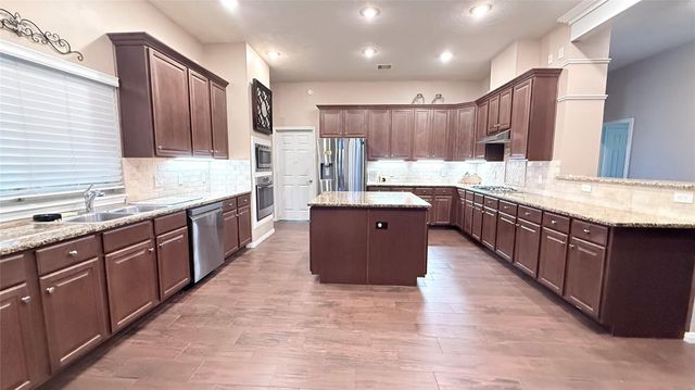 2504 Rosa Rita Drive, League City, TX 77573