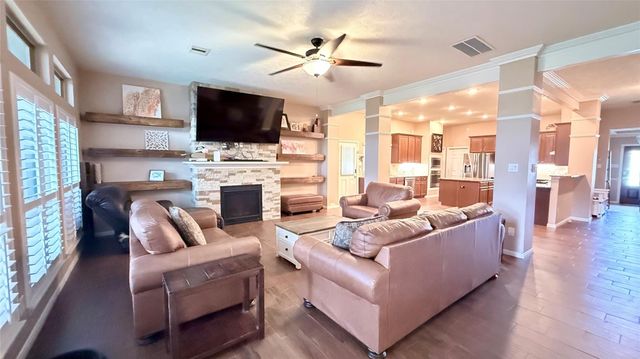 2504 Rosa Rita Drive, League City, TX 77573