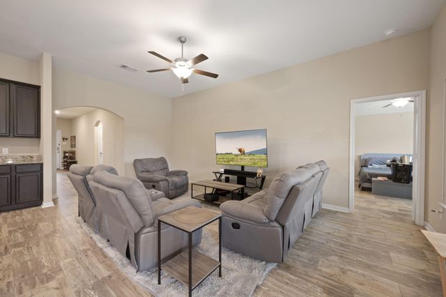 19601 Hubert R Humphrey RD, Manor, TX 78653