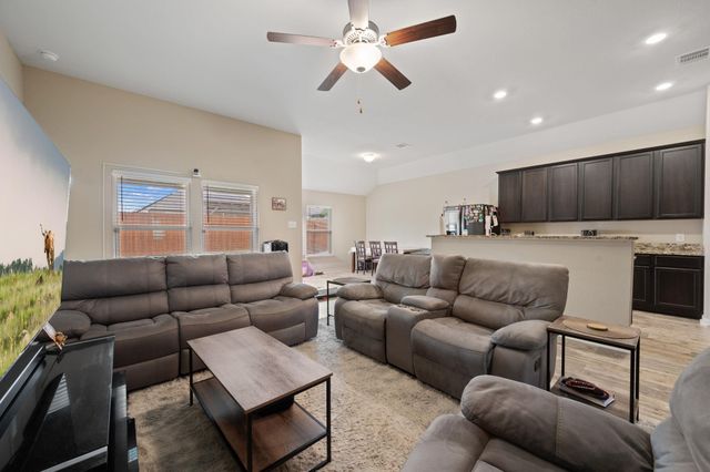 19601 Hubert R Humphrey RD, Manor, TX 78653