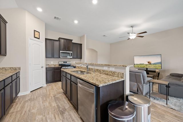 19601 Hubert R Humphrey RD, Manor, TX 78653