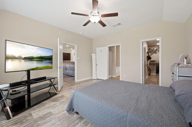 19601 Hubert R Humphrey RD, Manor, TX 78653