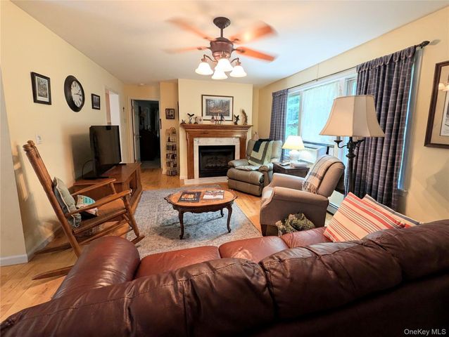 38 Hoffman Road, Narrowsburg, NY 12764