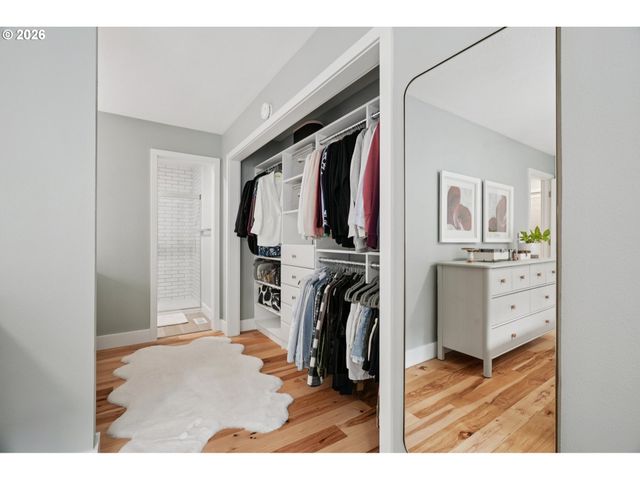 625 Sw MILLER Ct, Gresham, OR 97080