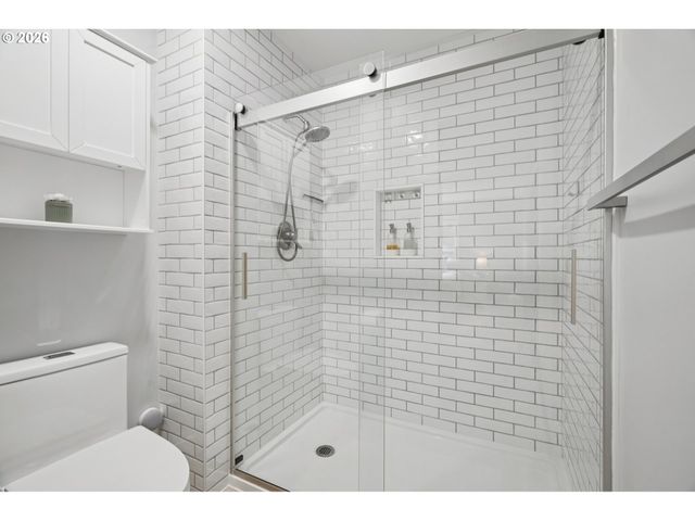 625 Sw MILLER Ct, Gresham, OR 97080