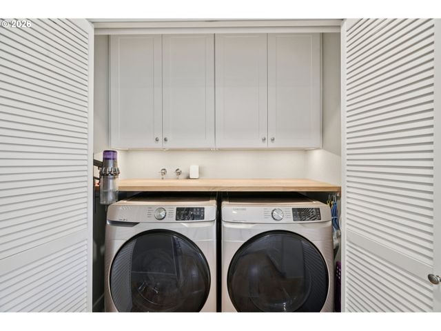 625 Sw MILLER Ct, Gresham, OR 97080