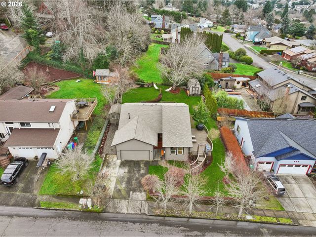 625 Sw MILLER Ct, Gresham, OR 97080