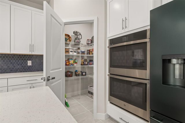 11182 NELLIE CROSSING CIRCLE, Clermont, FL 34711