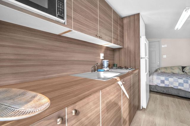 7151 Taft Street, Hollywood, FL 33024