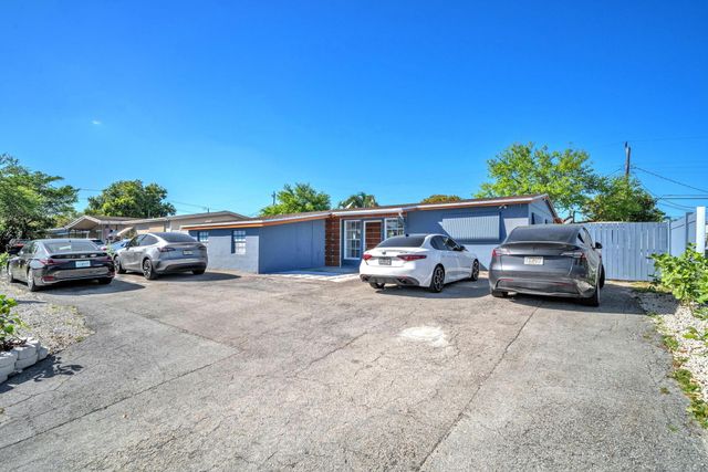 7151 Taft Street, Hollywood, FL 33024