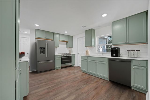 170 County Road 119, Raywood, TX 77582