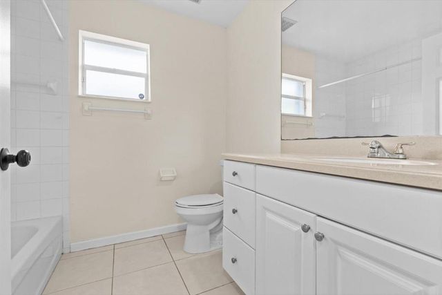 981 SW Mccracken Ave Avenue, Port St. Lucie, Port St Lucie, FL 34953