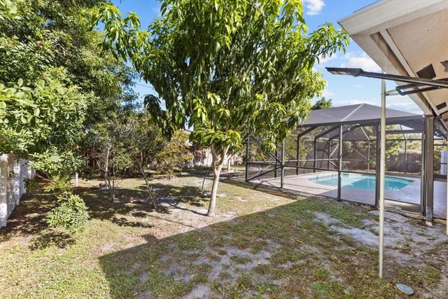 981 SW Mccracken Ave Avenue, Port St. Lucie, Port St Lucie, FL 34953