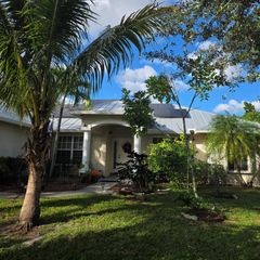 981 SW Mccracken Ave Avenue, Port St Lucie, FL 34953