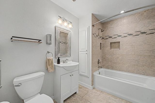 17 Mellor Lane, Bella Vista, AR 72715