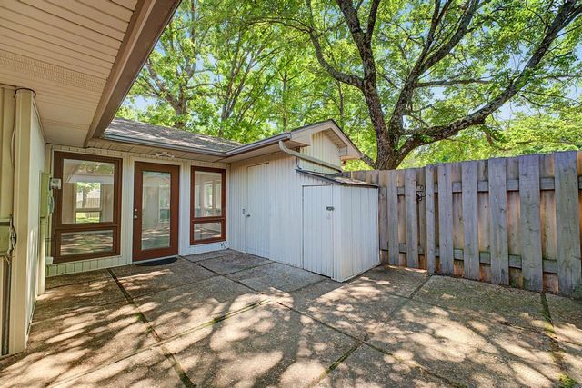 17 Mellor Lane, Bella Vista, AR 72715