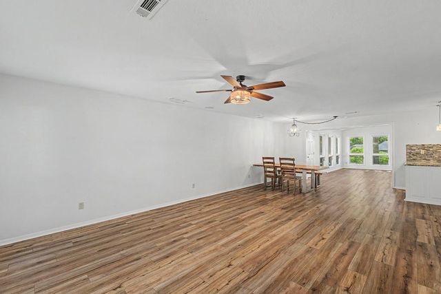 17 Mellor Lane, Bella Vista, AR 72715