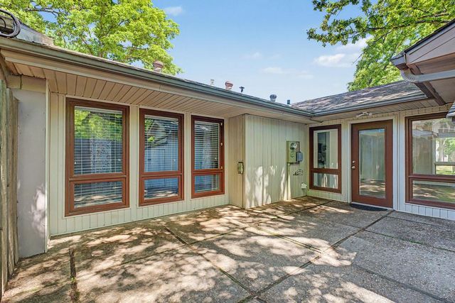 17 Mellor Lane, Bella Vista, AR 72715