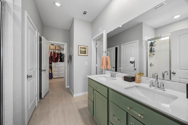 301 Brody LN, Georgetown, TX 78626