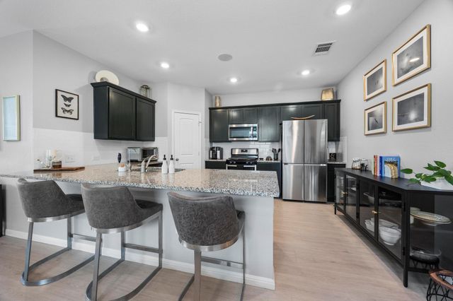 301 Brody LN, Georgetown, TX 78626