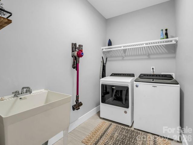 518 Sweet Birch Park Lane, Black Mountain, NC 28711