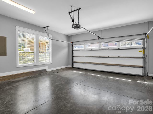 518 Sweet Birch Park Lane, Black Mountain, NC 28711