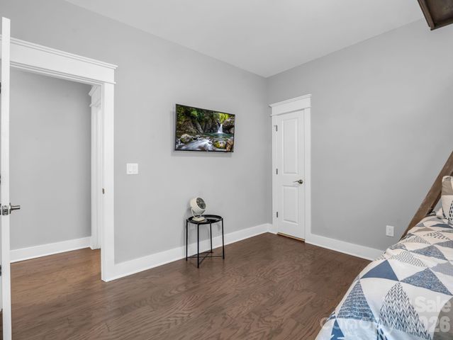 518 Sweet Birch Park Lane, Black Mountain, NC 28711