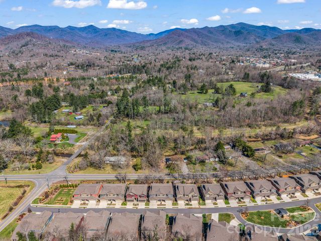 518 Sweet Birch Park Lane, Black Mountain, NC 28711