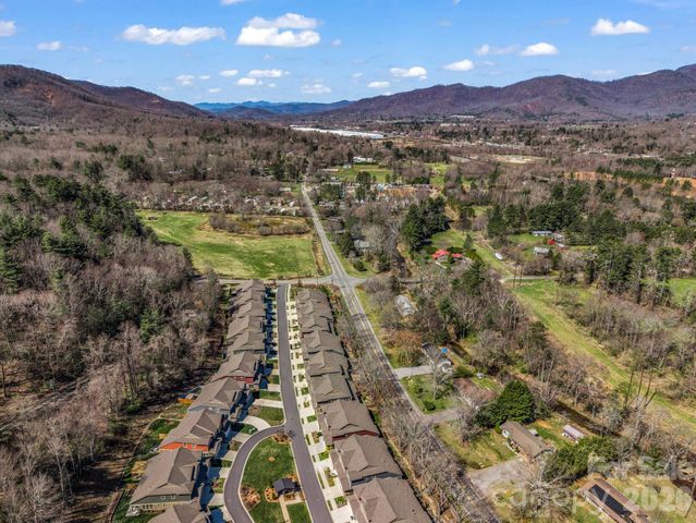 518 Sweet Birch Park Lane, Black Mountain, NC 28711