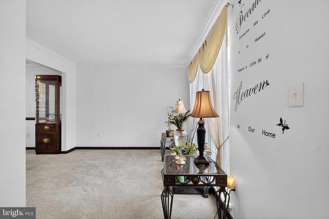 250 E BRAEBURN DR, Smyrna, DE 19977