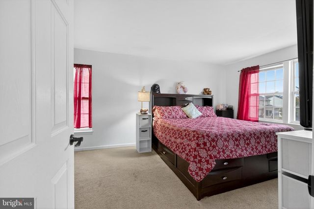 250 E BRAEBURN DR, Smyrna, DE 19977