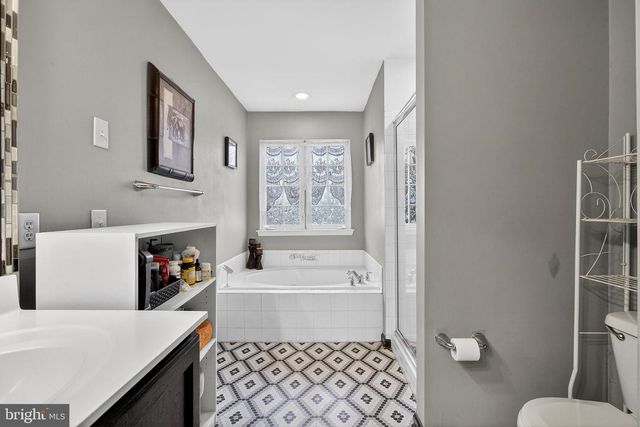 250 E BRAEBURN DR, Smyrna, DE 19977